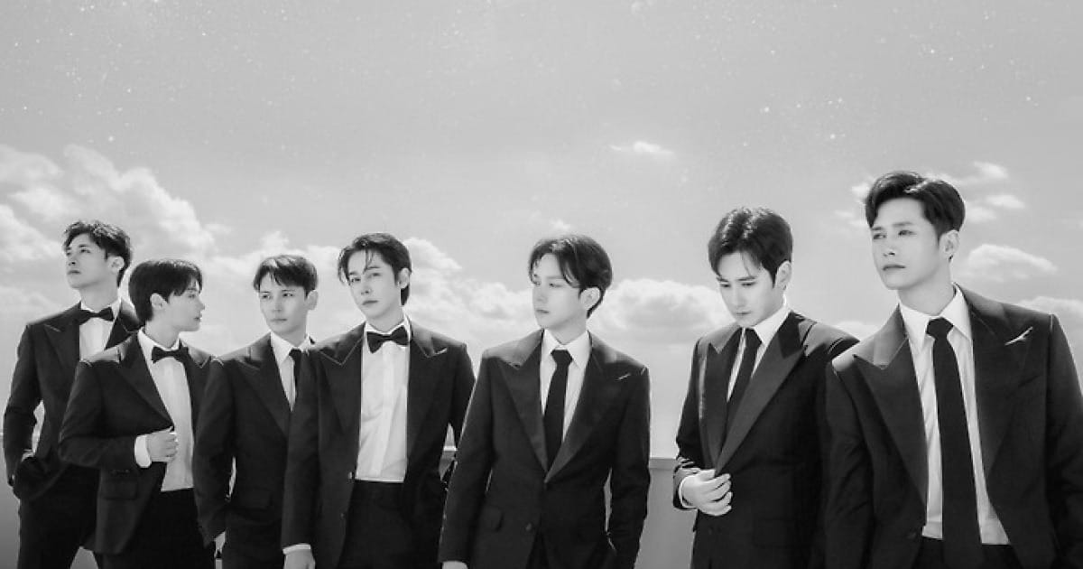 클릭비 11년 만 완전체 콘서트 공식 화보, 턱시도 단체컷